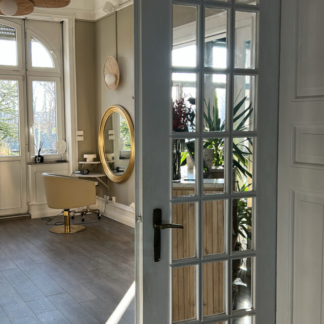 BA299EE2-5459-4B5E-86E1-79E2354DFD27